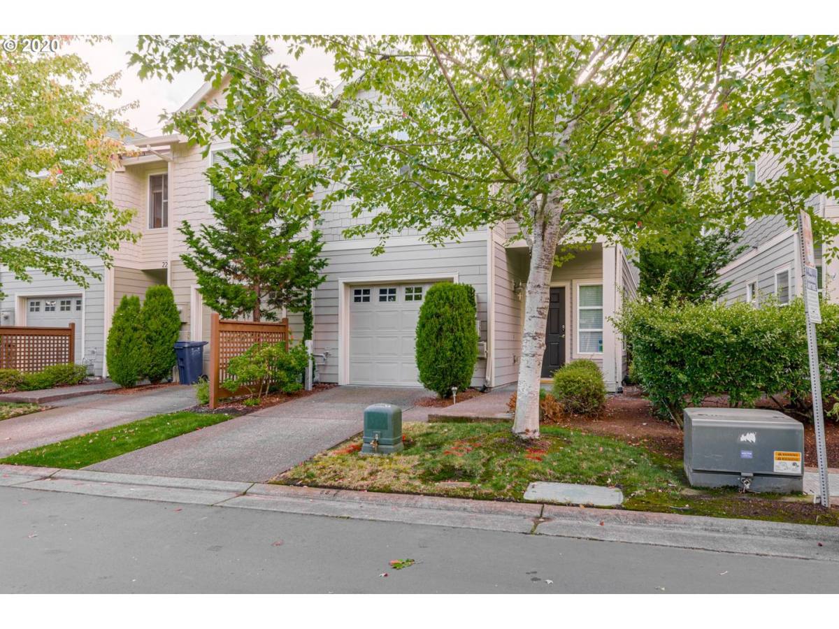 Townhouse for rent at 2232 NE Redelfs Way, Beaverton, OR 97006