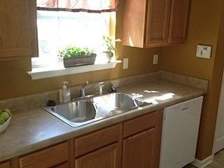 House for rent at 2708 Sands Rd, Knoxville, TN 37931