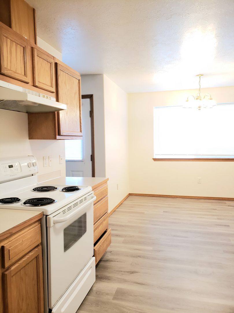 Apartment for rent at 1105 N Western, Wenatchee, WA 98801