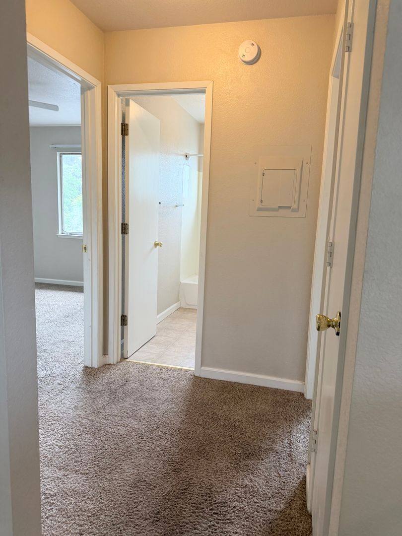 Apartment for rent at 161-261 Cohasset Lane, Chico, CA 95926