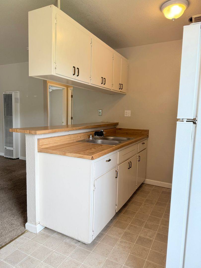 Apartment for rent at 161-261 Cohasset Lane, Chico, CA 95926