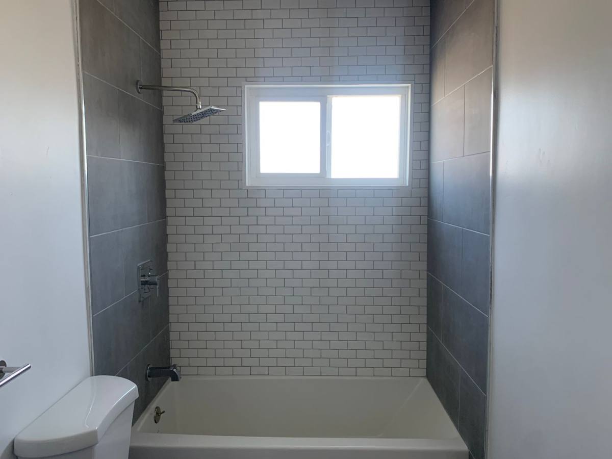 Apartment for rent at 6736 & 6800 W Blvd, Los Angeles, CA 90043