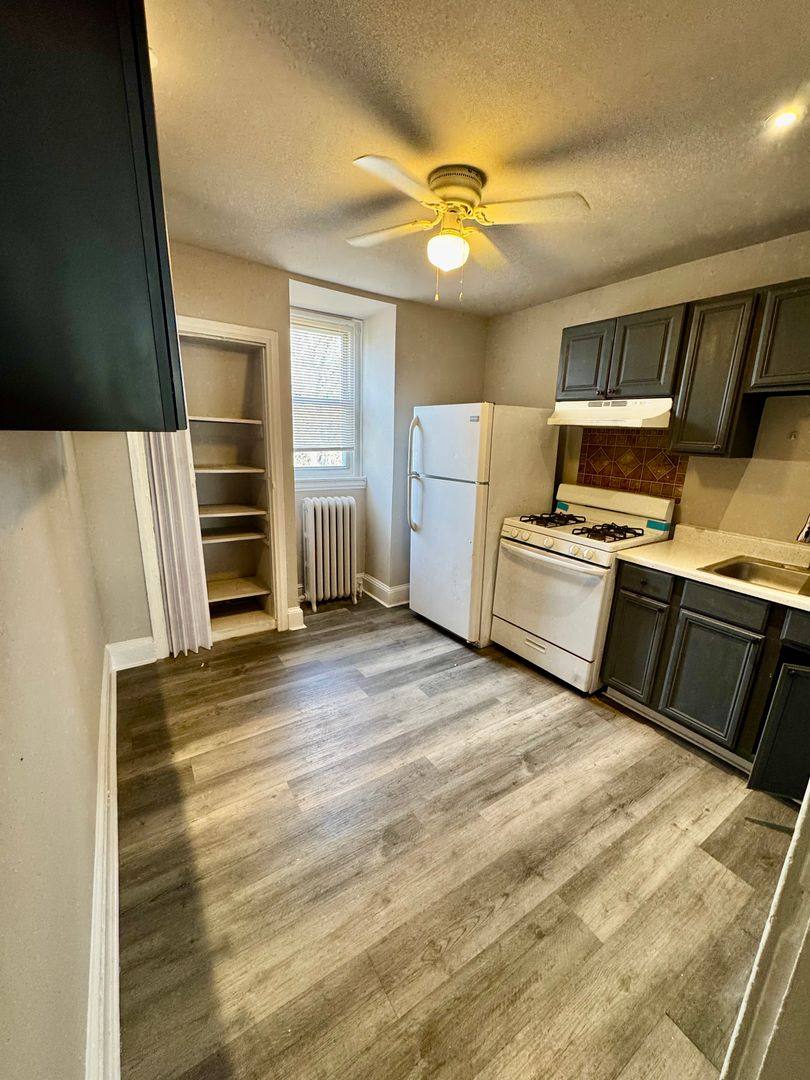 Apartment for rent at 325 Earlham Terrace, Philadelphia, PA 19144