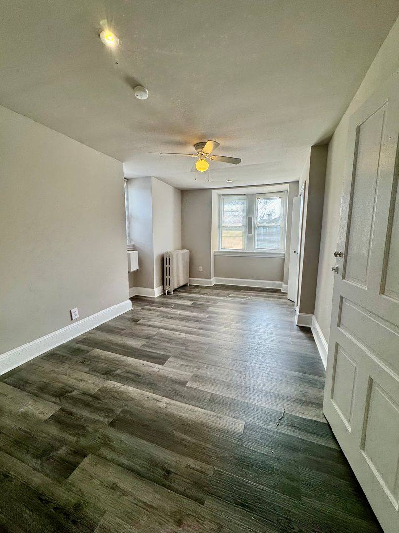 Apartment for rent at 325 Earlham Terrace, Philadelphia, PA 19144