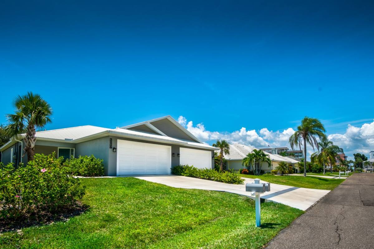 Apartment for rent at 215 Lewis Circle, Punta Gorda, FL 33950