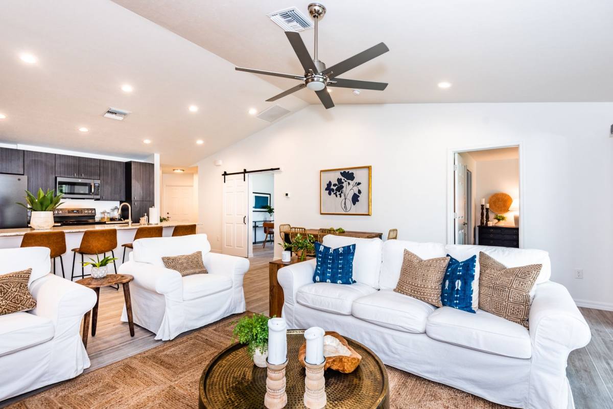 Apartment for rent at 215 Lewis Circle, Punta Gorda, FL 33950