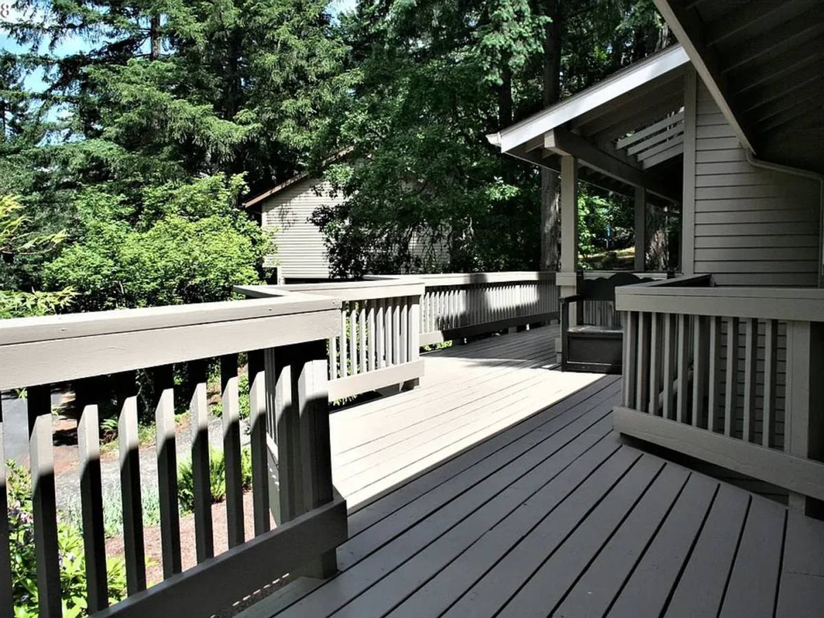 House for rent at 2805 Greentree Way, Eugene, OR 97405