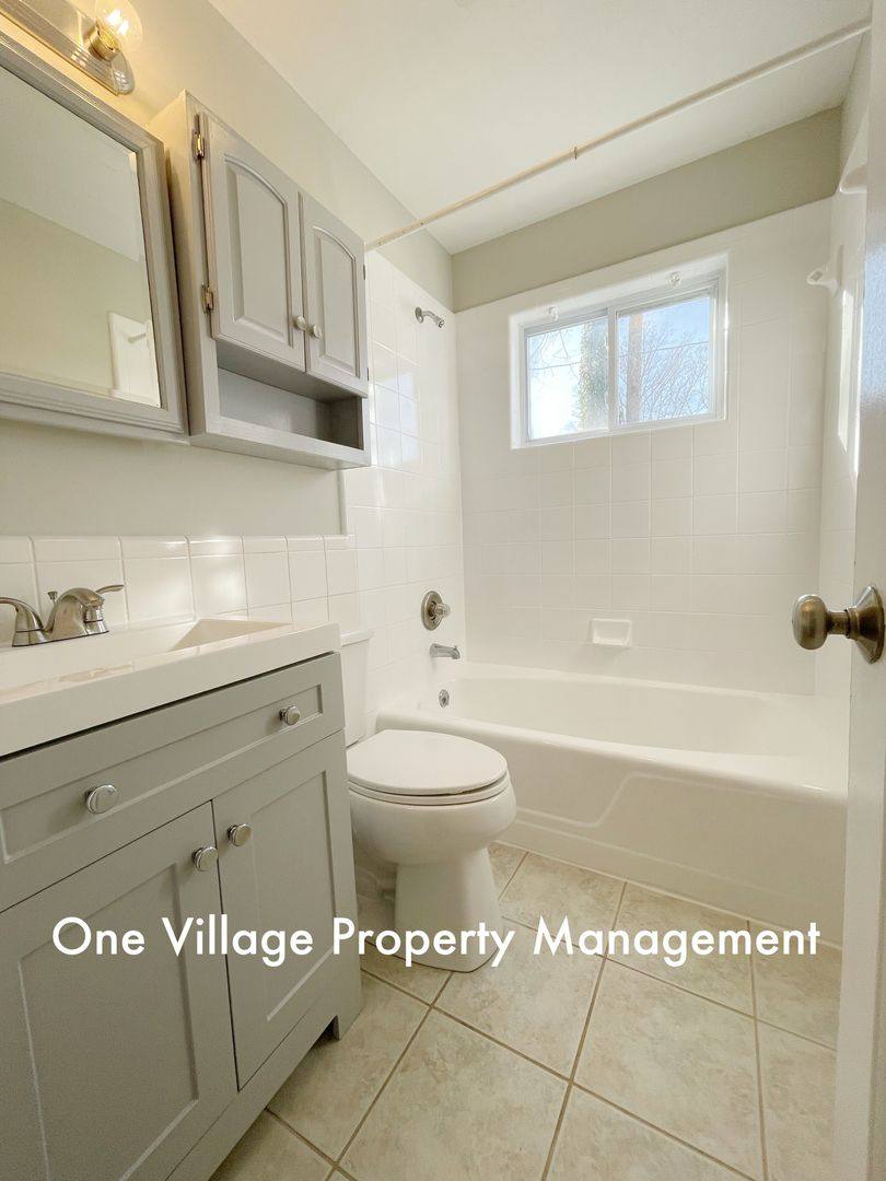 Apartment for rent at 602-604 SW Maynard Rd, Cary, NC 27511