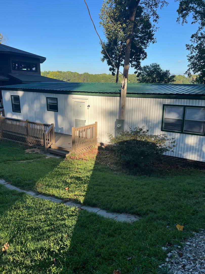 House for rent at 6950 Ingleside Dr, Sherrills Ford, NC 28673