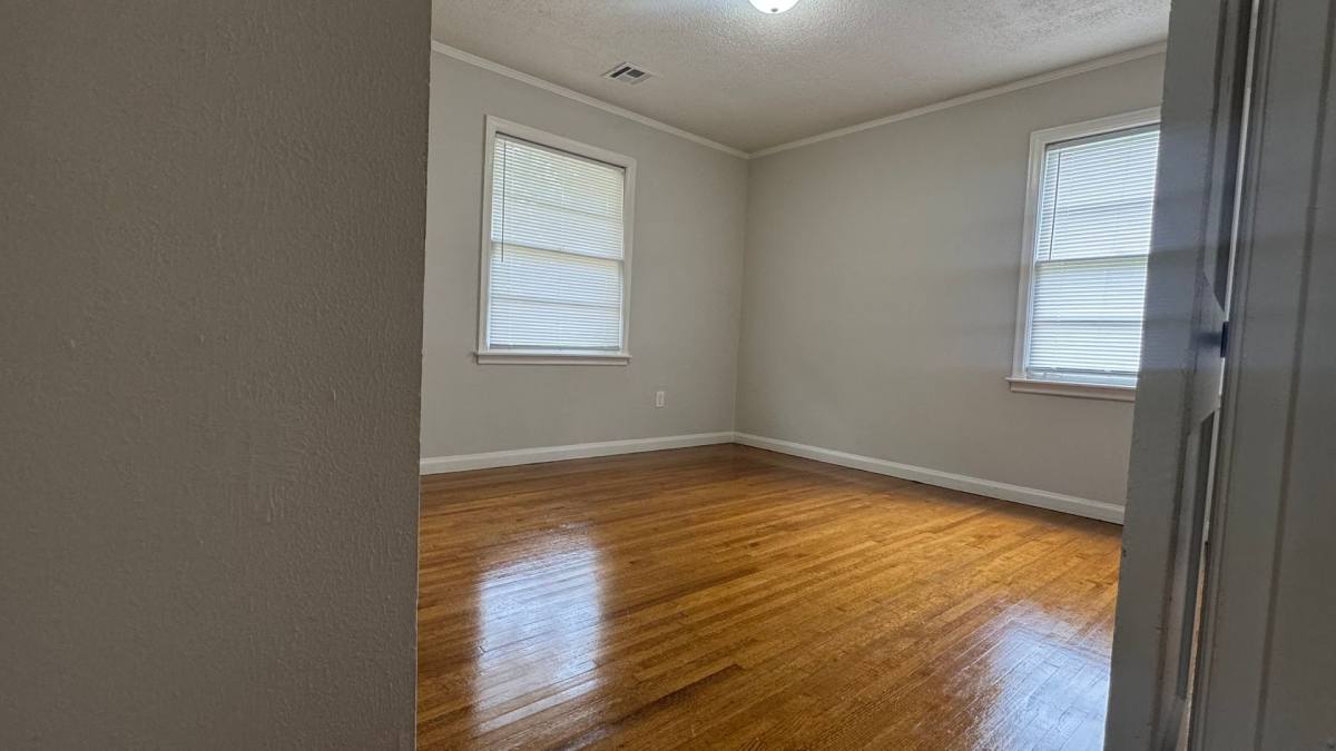 House for rent at 4533 Dunn Rd, Memphis, TN 38117