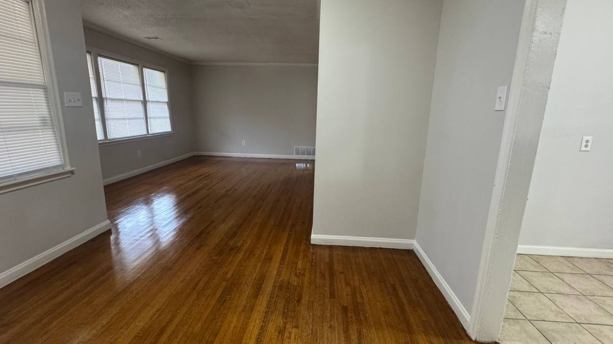 House for rent at 4533 Dunn Rd, Memphis, TN 38117