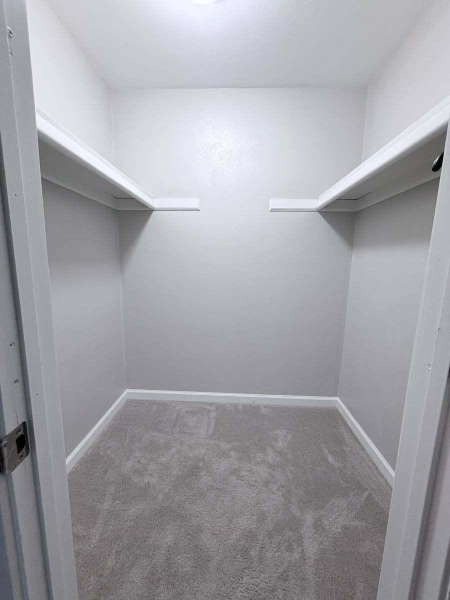 Apartment for rent at 120 Oak Dr, Dunbar, WV 25064