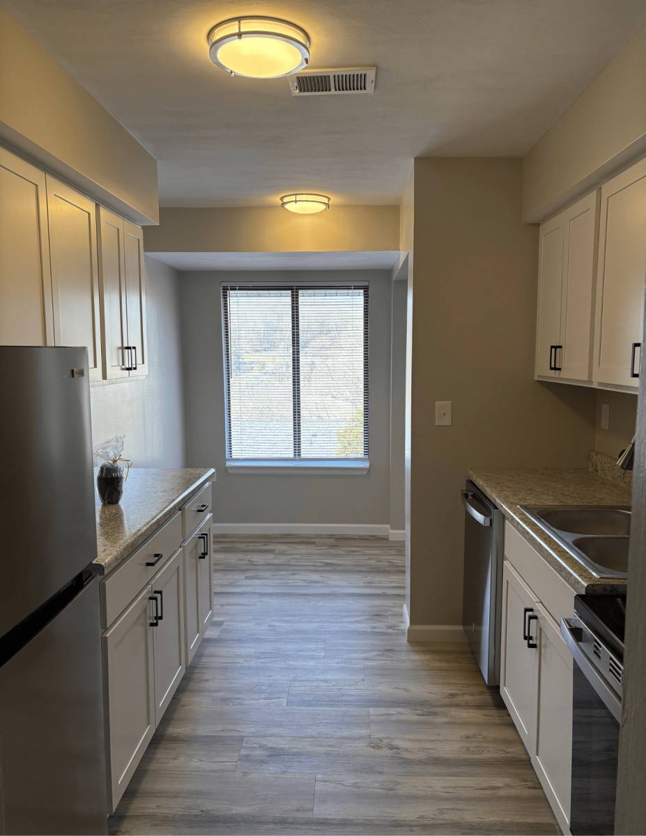 Apartment for rent at 120 Oak Dr, Dunbar, WV 25064