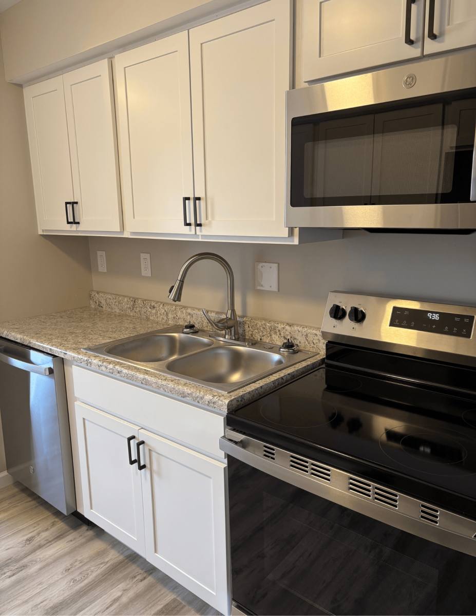 Apartment for rent at 120 Oak Dr, Dunbar, WV 25064