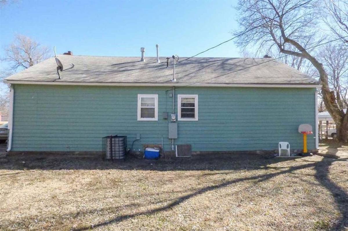 House for rent at 2614 E Shadybrook, Wichita, KS 67214