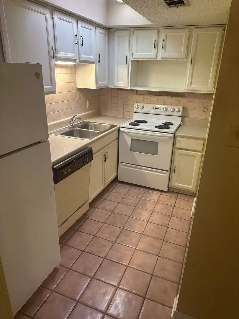 Apartment for rent at 2701 Rue Saint Martin, Hammond, LA 70403