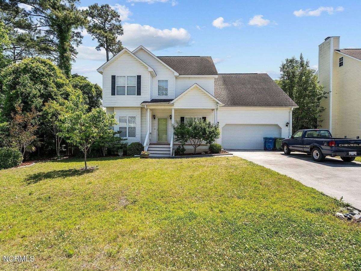 House for rent at 1010 Meridian Dr, Sneads Ferry, NC 28460