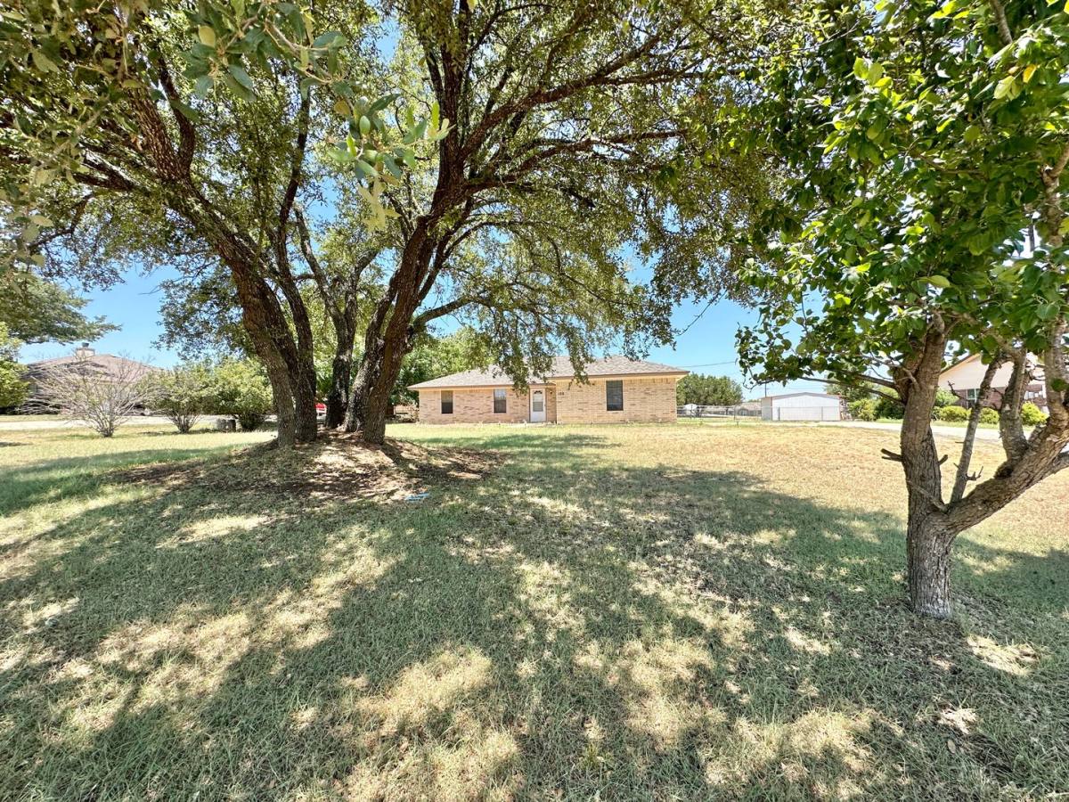 House for rent at 108 Meadow Lake Lane, Kempner, TX 76539