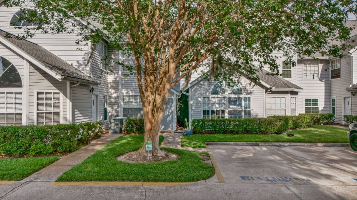 Condo for rent at 12287 Armenia Gables Circle, Tampa, FL 33612