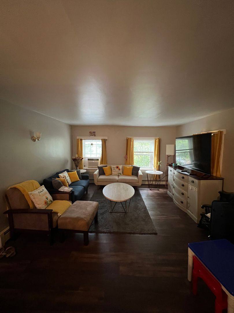 Apartment for rent at 202 E Main St, Mount Joy, PA 17552