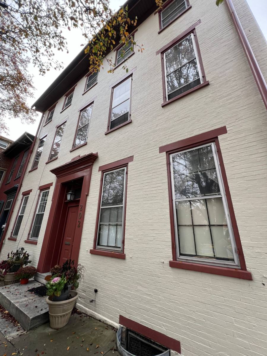 Apartment for rent at 202 E Main St, Mount Joy, PA 17552