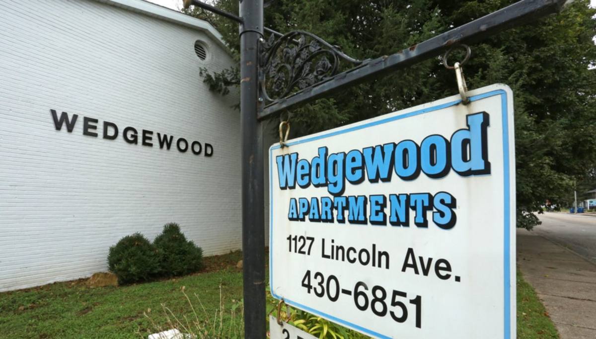 Apartment for rent at 1127 Lincoln Ave, Evansville, IN 47714