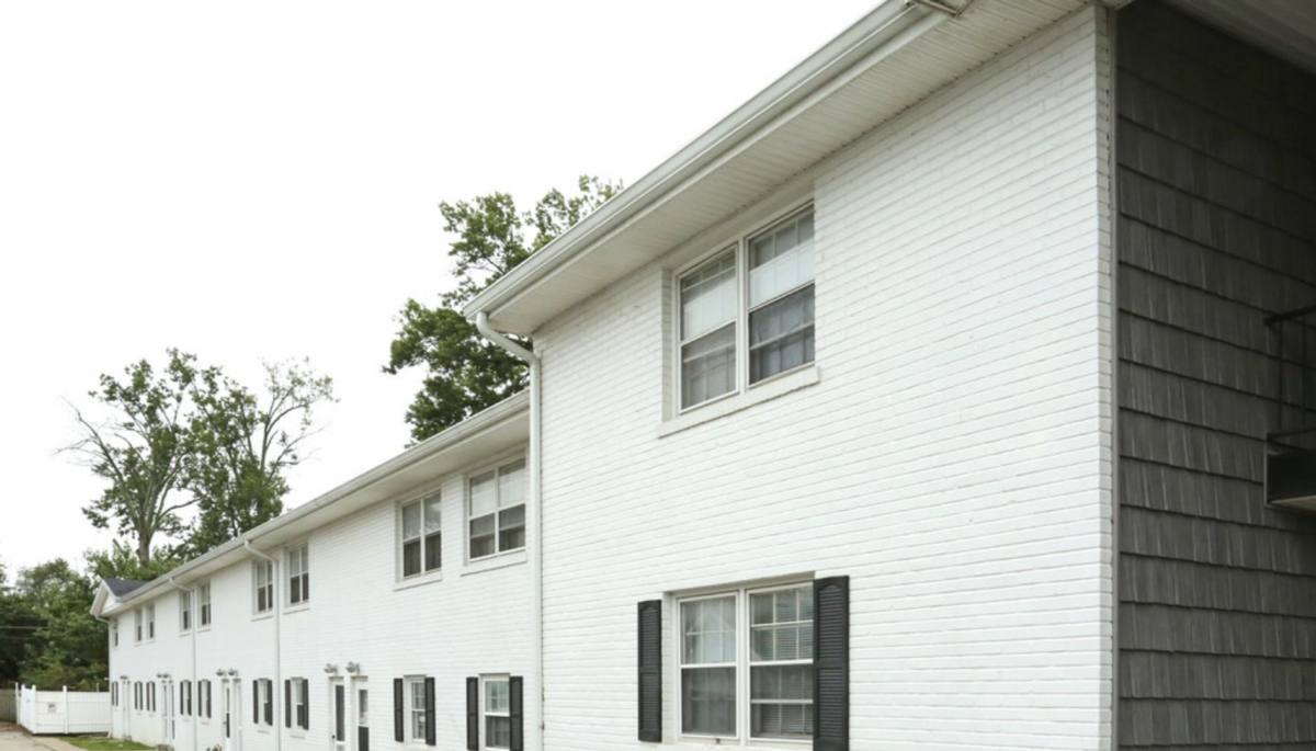 Apartment for rent at 1127 Lincoln Ave, Evansville, IN 47714
