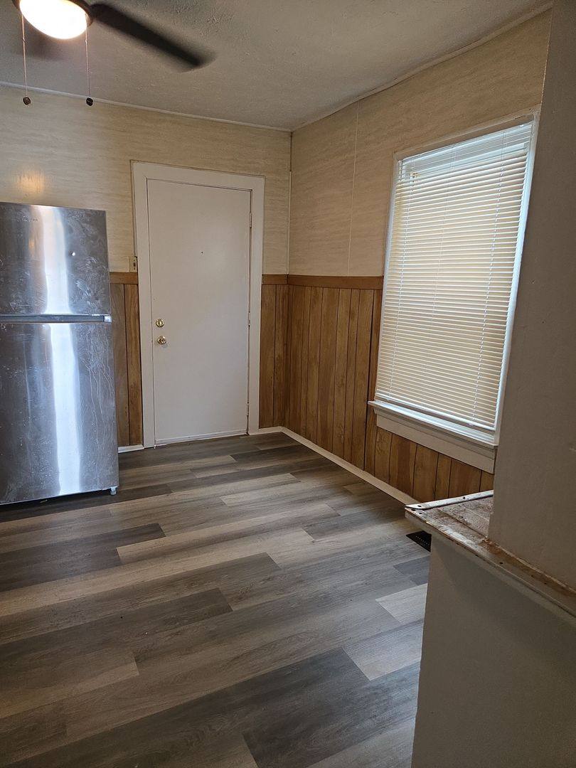 Apartment for rent at 224-226 S Irwin St, Dayton, OH 45403