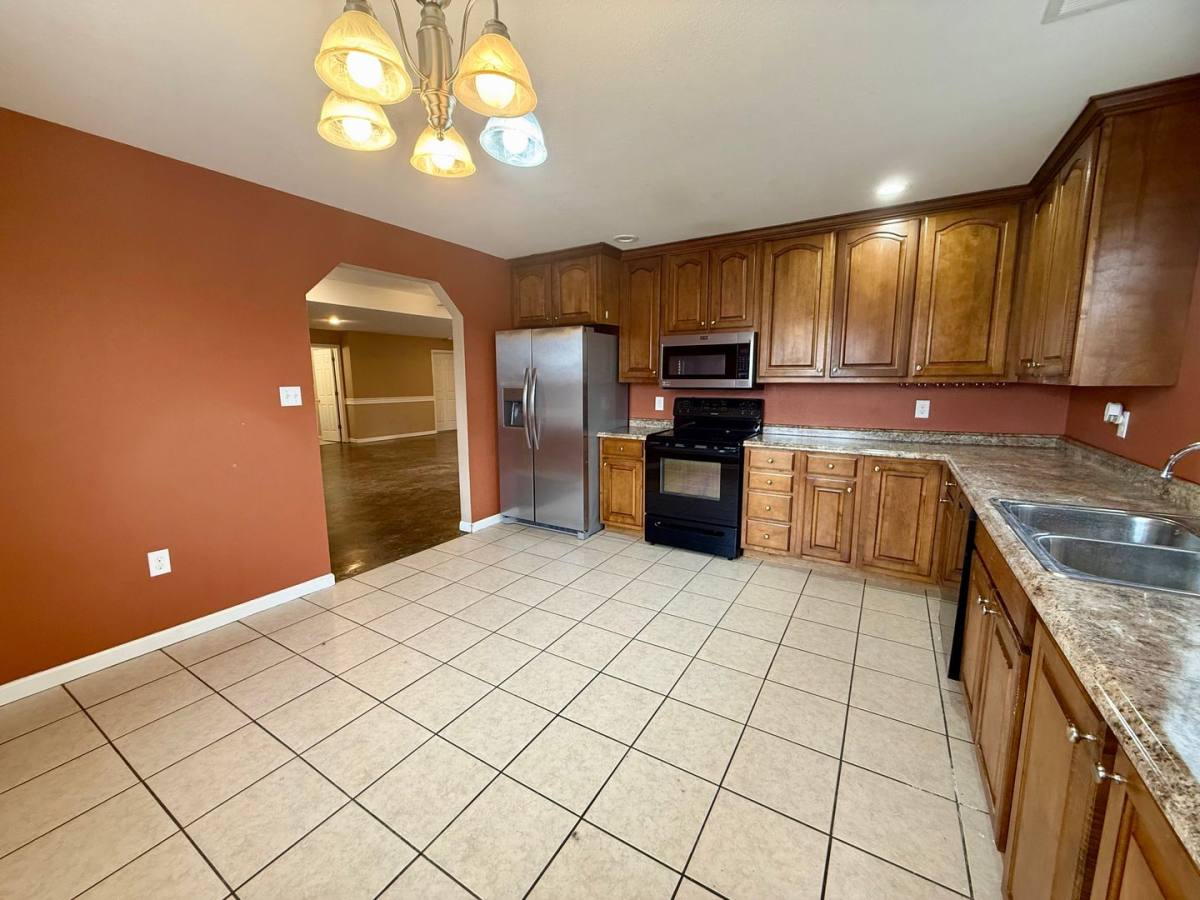 House for rent at 11 Gunnar Loop, Paragould, AR 72450