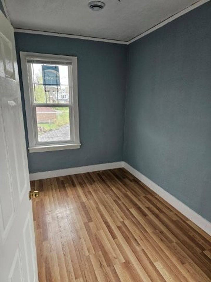 Apartment for rent at 13639 La Salle, Detroit, MI 48238