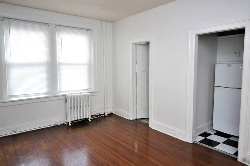Apartment for rent at 6 E Read St, Baltimore, MD 21202