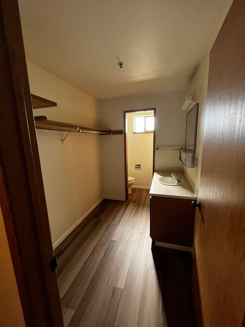 Apartment for rent at 726 E Whidbey Ave, Oak Harbor, WA 98277