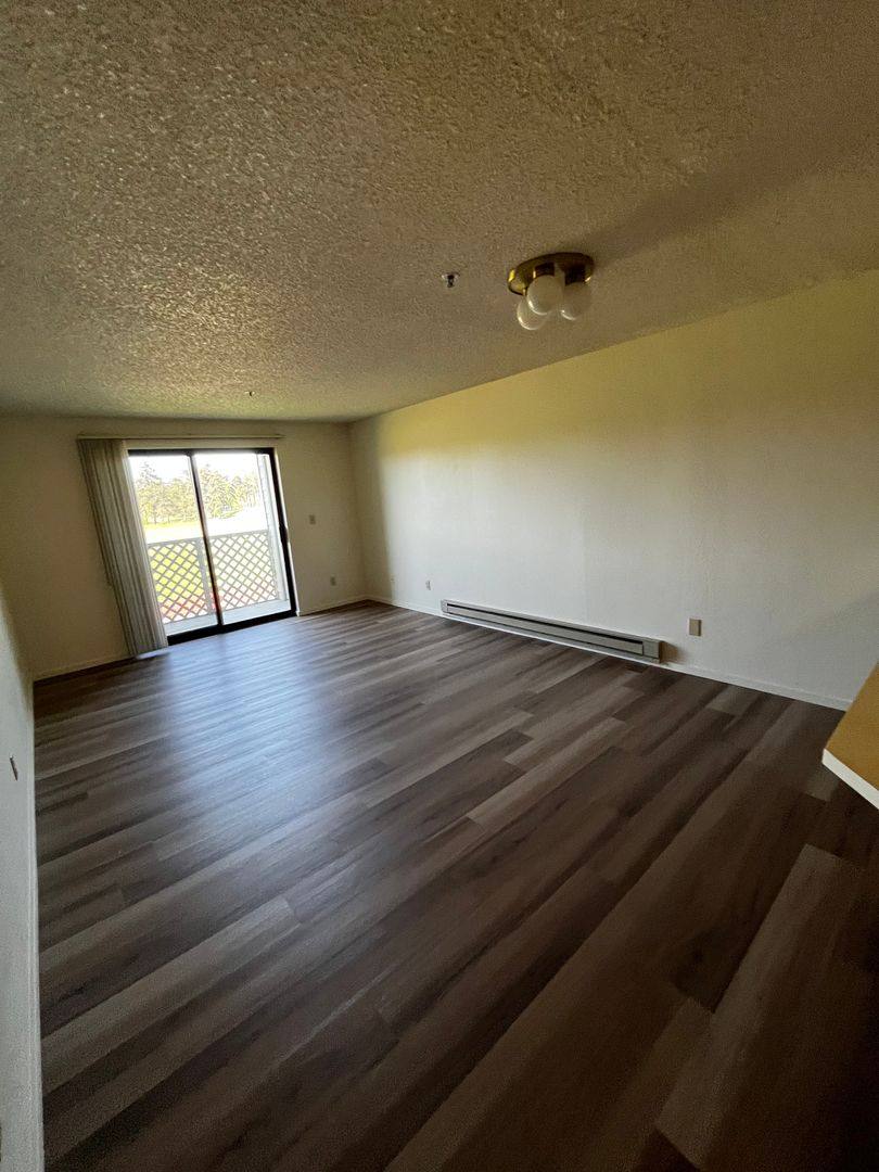 Apartment for rent at 726 E Whidbey Ave, Oak Harbor, WA 98277