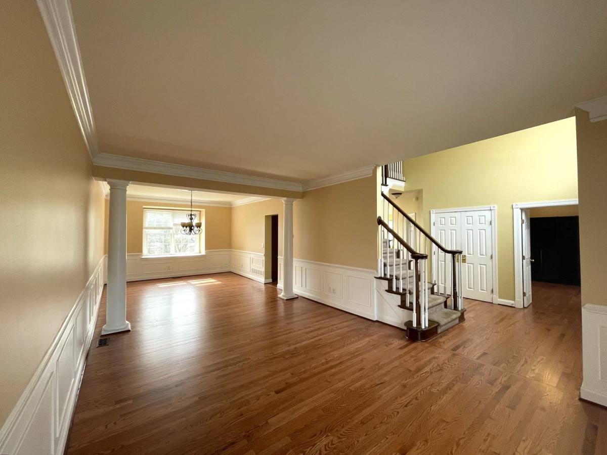 House for rent at 4823 Vista Ridge Dr, Dublin, OH 43017