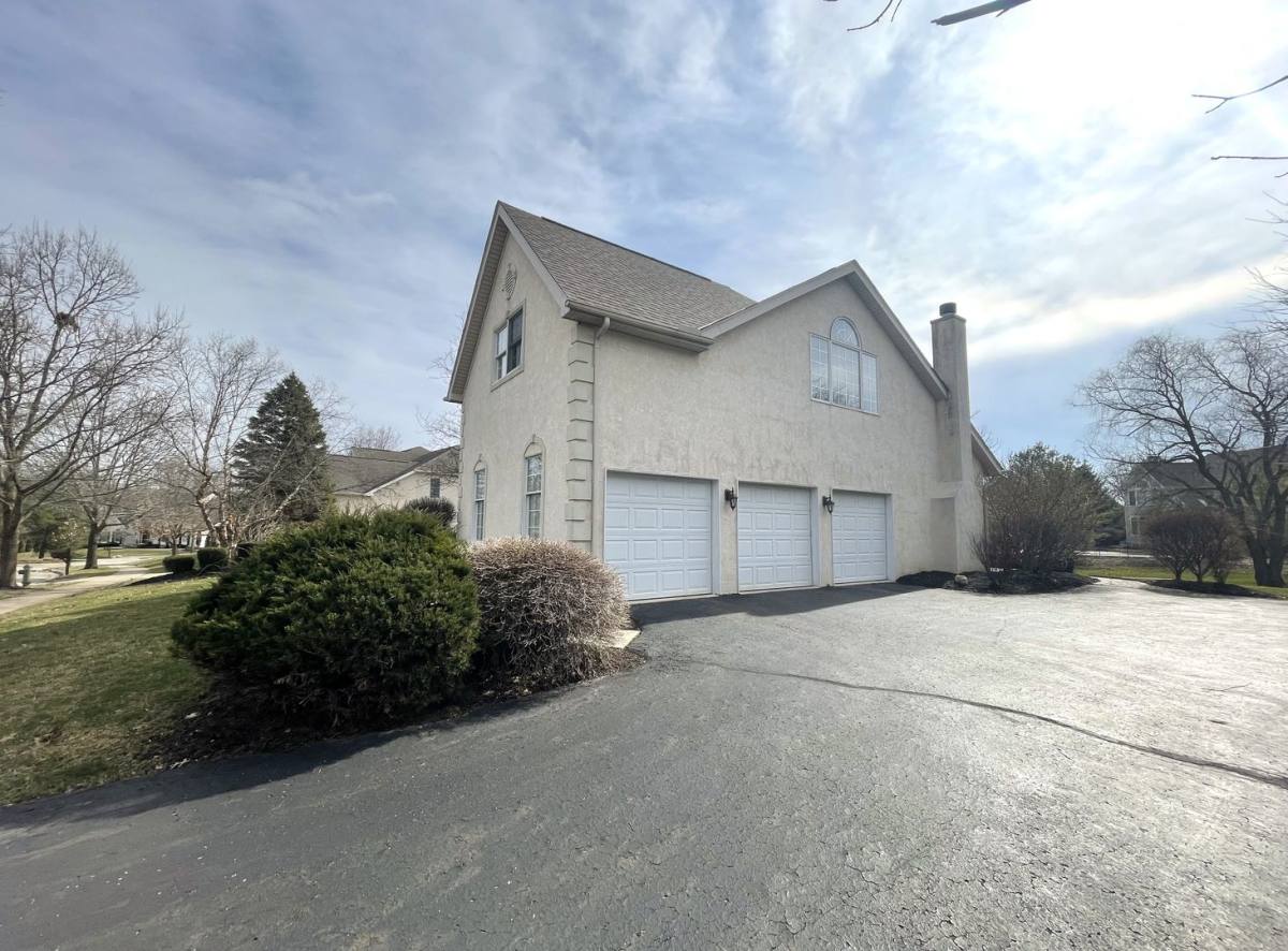 House for rent at 4823 Vista Ridge Dr, Dublin, OH 43017