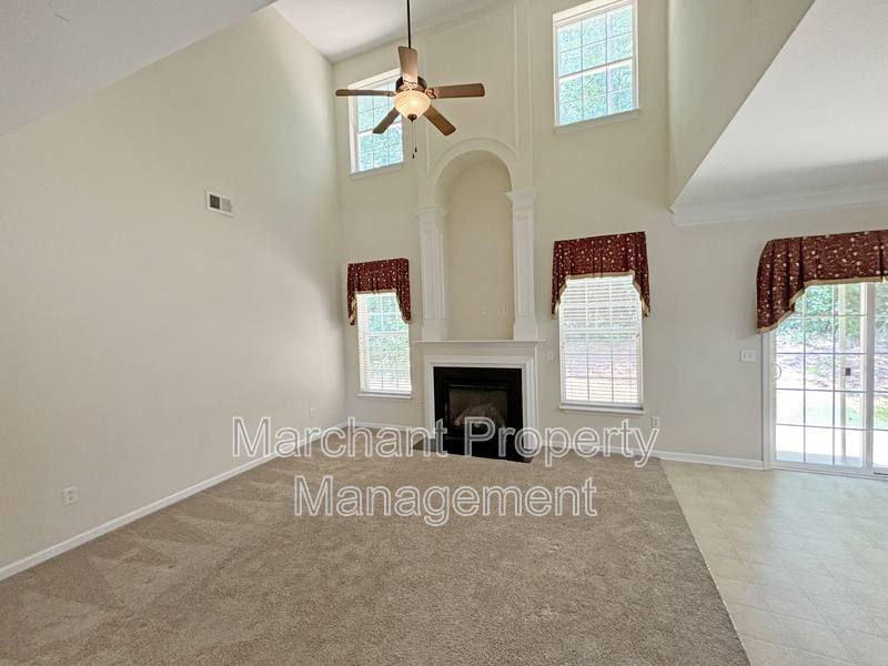House for rent at 304 Horsepen Way, Simpsonville, SC 29681