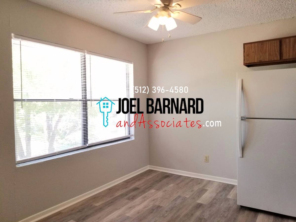 Apartment for rent at 110 Lady Bird Lane, San Marcos, TX 78666