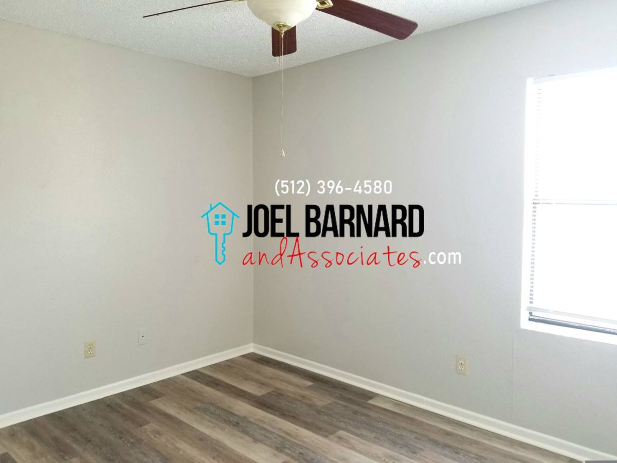 Apartment for rent at 110 Lady Bird Lane, San Marcos, TX 78666