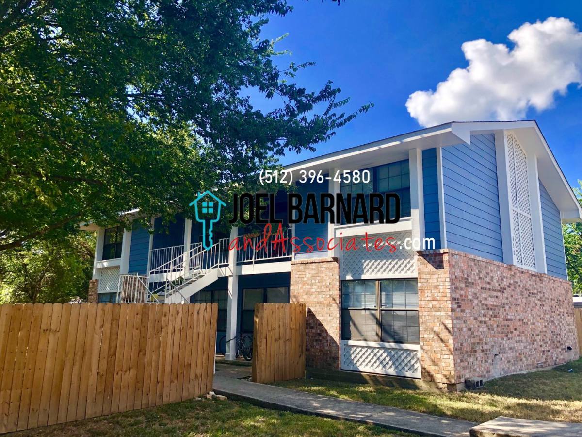 Apartment for rent at 110 Lady Bird Lane, San Marcos, TX 78666