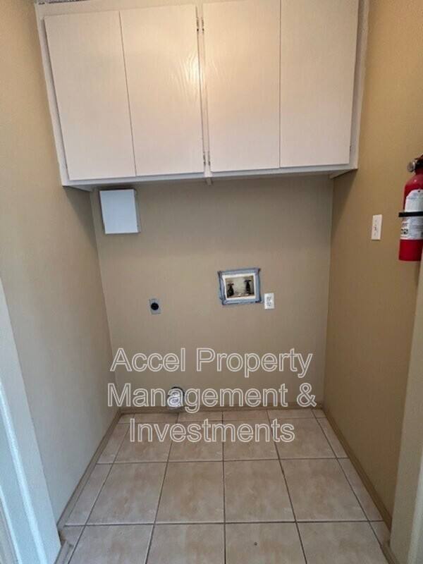 Apartment for rent at 1201 W Carmen #2, Edinburg, TX 78541