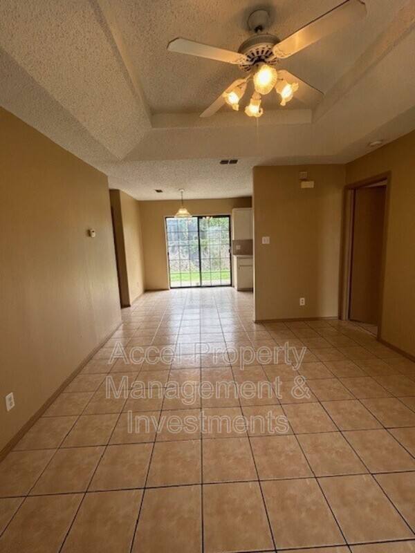 Apartment for rent at 1201 W Carmen #2, Edinburg, TX 78541