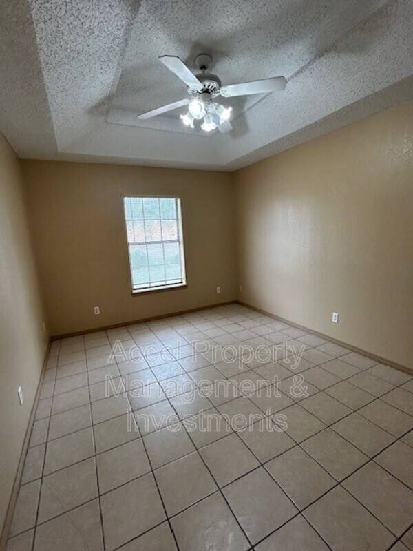 Apartment for rent at 1201 W Carmen #2, Edinburg, TX 78541