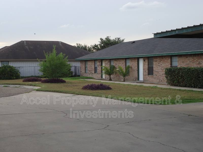 Apartment for rent at 1201 W Carmen #2, Edinburg, TX 78541