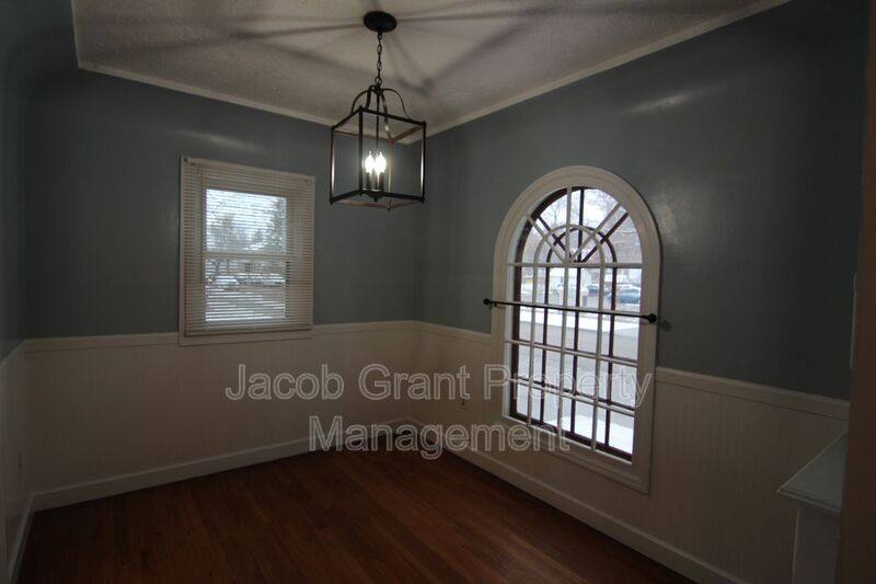 House for rent at 164 E 13th St, Idaho Falls, ID 83404