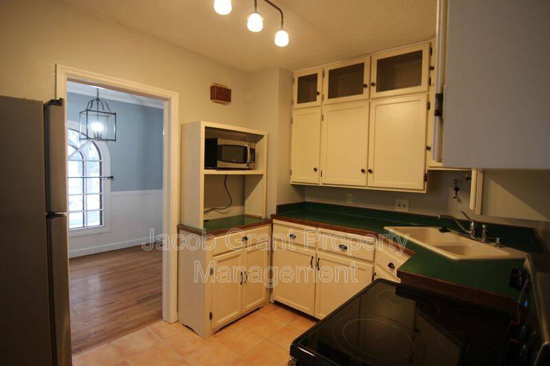 House for rent at 164 E 13th St, Idaho Falls, ID 83404