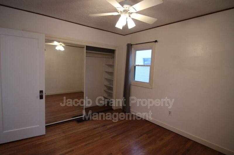 House for rent at 164 E 13th St, Idaho Falls, ID 83404