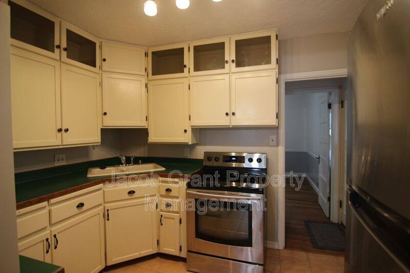 House for rent at 164 E 13th St, Idaho Falls, ID 83404
