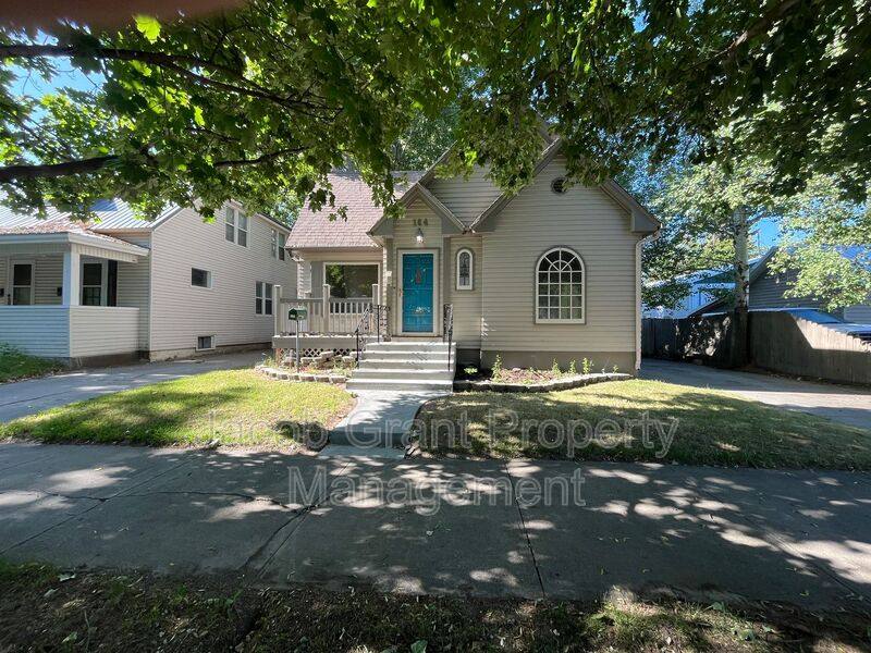 House for rent at 164 E 13th St, Idaho Falls, ID 83404