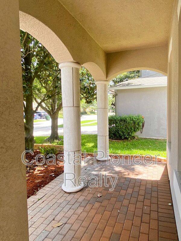 House for rent at 29832 Cedar Waxwing Dr, Wesley Chapel, FL 33545