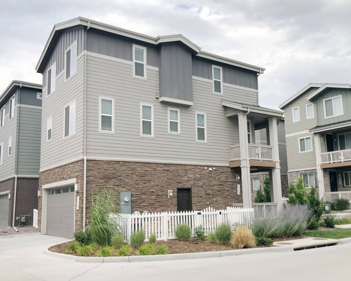 House for rent at 2368 S Troy Court, Aurora, CO 80014